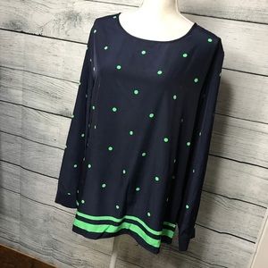 Women's GAP shirt - large